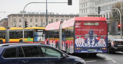 Warszawa: w okresie świątecznym mniej komunikacji miejskiej na trasach